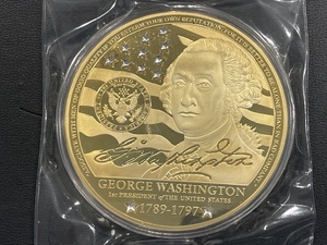 lot 94 image: George Washington Crystal Inlay Jumbo Coin