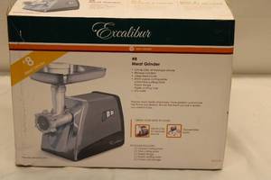 lot 1K-59 image: Excaliber #8 Meat Grinder
