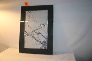lot 112 image: The wonders of life on earth LIFE