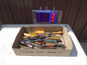 Flat of screwdrivers. As shown.