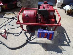 Techumseh genertaor & auto start unit. Runs & Starts. As shown.