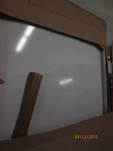 lot 168 image: PPa-408 white board very big...