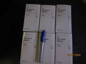 lot 50 image: 6 boxes of 12 blue fine tip permanent markers