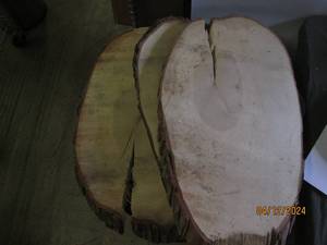 lot 88 image: 3 chuncks of wood...
