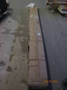 lot 152 image: pink balance beam...