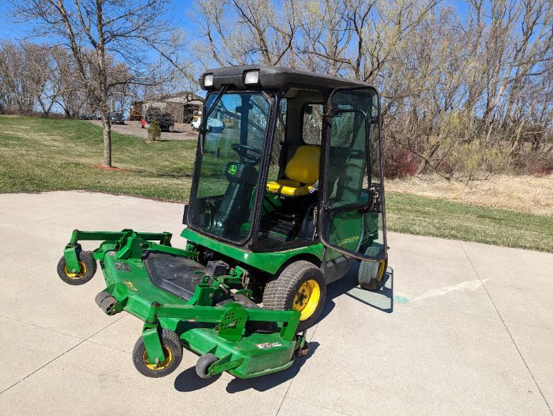 Jeep Wrangler, John Deere & Ransomes Lawn Tractors, 2 Stall Portable ...