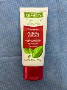 lot 117 image: Lot of 5 NEW Medline MSC092625 2.5 oz. Remedy Phytoplex Botanical Nutrition for Sensitive Skin Treatment Miconazole Nitrate 2% Antifungal Ointment
