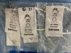 lot 32 image: Lot of Various Medical Products - See Description