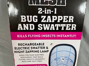 New Magic Mesh 2 in 1 Bug Zapper Fly Swatter