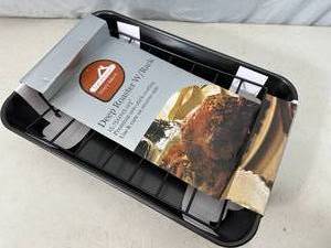 New Deep Roaster Pan with Rack