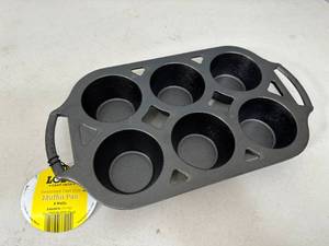 New Lodge Cast Iron Muffin Pan