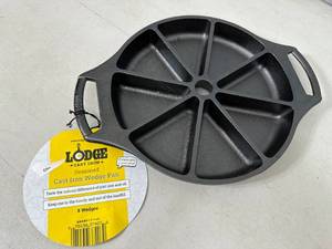 New Lodge Cast Iron Wedge Pan