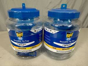 2 New Raid Reusable Fly Traps with Bait