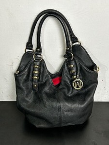 lot 65 image: Black Willie Michi purse