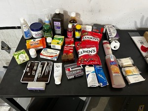 lot 127 image: Assorted Toiletries
