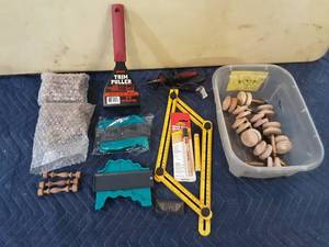 lot 32 image: Assortment of woodworking tools