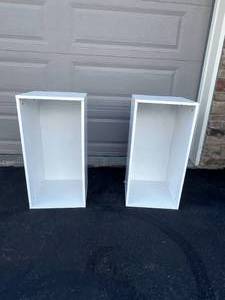 lot 26 image: Two White Storage Cubbies