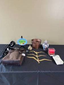 lot 120 image: Cutter and Buck Wine Picnic Cooler, Wall Decor, Decorative Vase, Candle and More