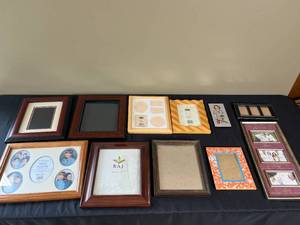lot 159 image: Beautiful Picture Frames (11) - Various Sizes and Styles