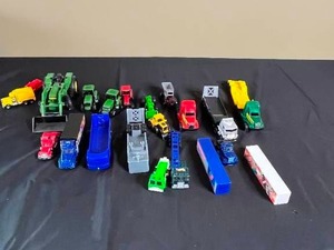 lot 174 image: Die Cast Trucks and Farm Equipment