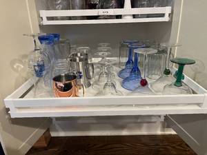 lot 208 image: Glassware - Glass and Plastic - Martini, Margarita, Beer, Mule and More
