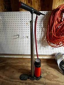 lot 76 image: Skyish Submersible Fountain Pump  Tire Pump  Extension Cord