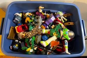 lot 251 image: Full Storage Bin of Toys