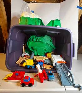 lot 255 image: VTG Fisher Price Toys  Trains  Cars  Tracks