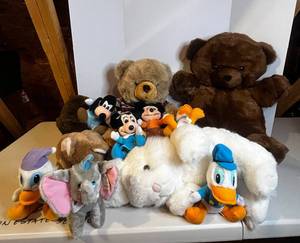 lot 274 image: Stuffed Animals  Micky Mouse  Mini Mouse  Goofy  Bambi  Donald Duck  Bears