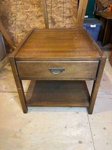 lot 282 image: Wood End Table w Pull Out Drawer and Storage Underneath