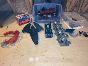 lot 290 image: VTG Batman and Robin Toys, Revell Enzo Ferrari Car, Car Tracks and Action Figures
