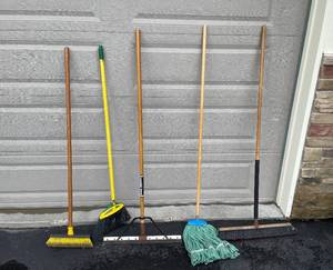 lot 9 image: Brooms  Mop  Squeegee