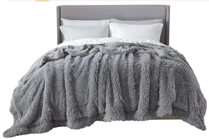lot 311 image: Bedsure Light Grey Fuzzy Faux Fur Blanket