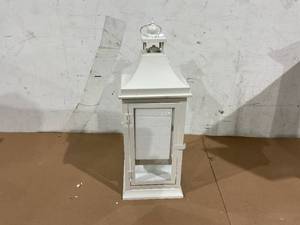 lot 127 image: Decorative Candle Lantern, White