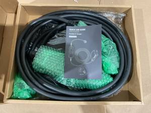 lot 141 image: Portable EV  Car Charger, Level 2