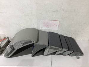 lot 490 image: LOT OF 6 KingPavonini Orthopedic Bed Wedge Pillow
