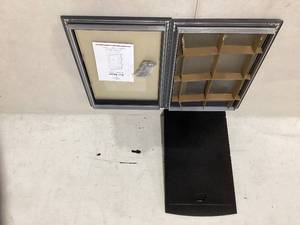 lot 209 image: PetSafe Pet Door MINOR TRANSIT DAMAGE