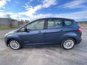 2018 Ford C-MAX Hybrid SE - 1 OWNER