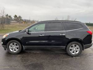 2010 Chevrolet Traverse LT - AWD