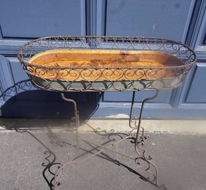 lot 7 image: Lawn, Garden, Patio and Porch DeCor...Great Quality Wrought Iron Flower Planter Basin Stand