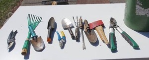 lot 74 image: Lawn and Garden Hand Tools...