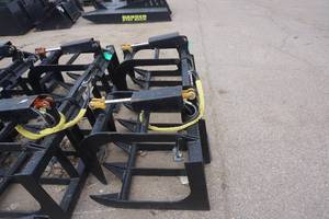 lot 24 image: Brand New Made In America Universal Mount Bobcat Skid Loader Skid Steer 78 Root Grapple Bucket