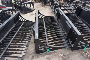 lot 28 image: Brand New Universal Mount Bobcat Skid Loader Skid Steer 72 Skeleton Bucket