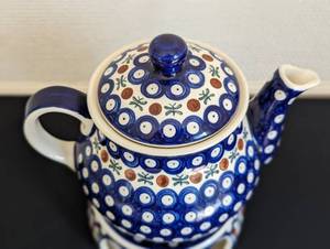 Boleslawiec Polish Teapot and Warmer