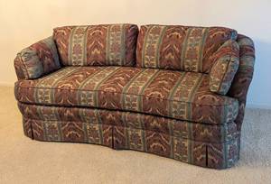 Elegant Sofa from Daytons