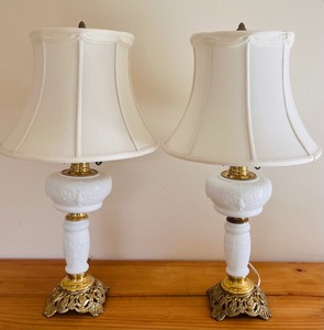 Beautiful Pair of Vintage White Porcelain and Brass Lamps