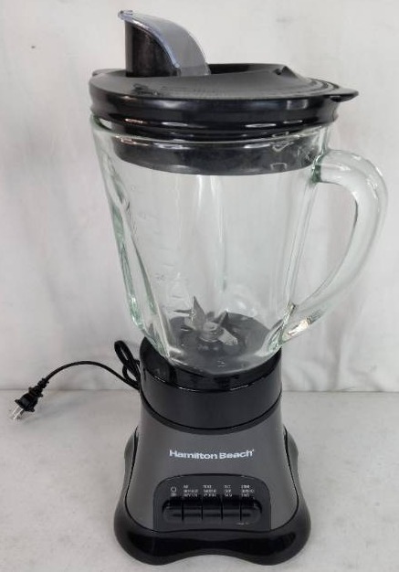 lot 14 image: New Hamilton Beach Wave Crusher 4-Speed Blender with Blend-In Travel Jar - Black