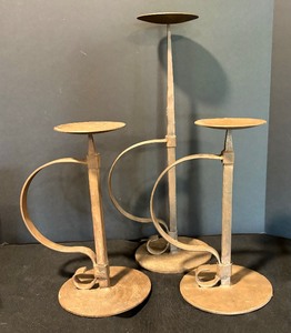 lot 43 image: Trio of Decorative Rustic Candle Holders