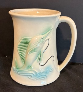 lot 53 image: Vintage Swordfish, Horse, Pheasant and Dog Motif Mugs