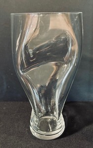 lot 87 image: Orrefors Squeeze Vase